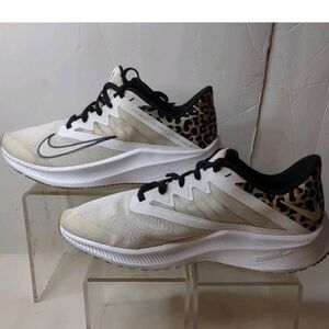 NIKE QUEST 3 PREMIUM LEOPARD RUNNING SHOES CV0149-110 WOMEN'S 9.5